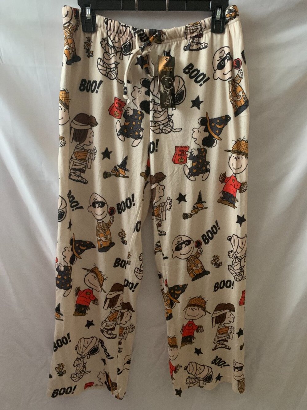 PEANUTS Snoopy & Friends Halloween Velour Lounge Pants in Invory Sz LARGE